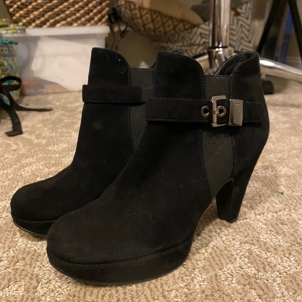 Stuart Weitzman suede black booties